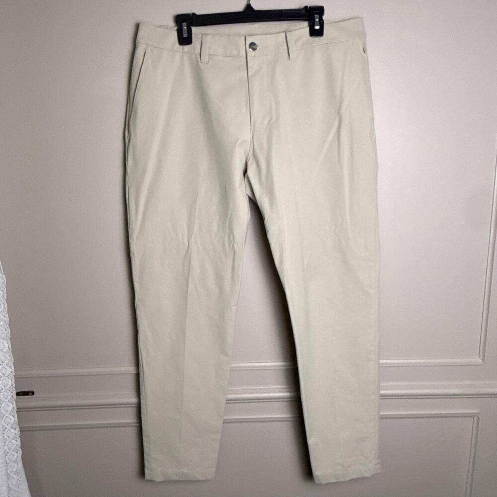 Lululemon Men’s Stretch Khaki Golf Pants Size 36 Performance Chino